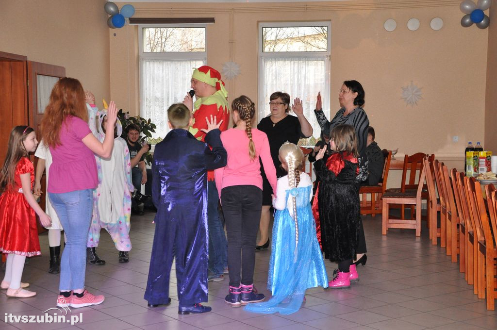 Bal karnawałowy dla dzieci w świetlicy w Królikowie