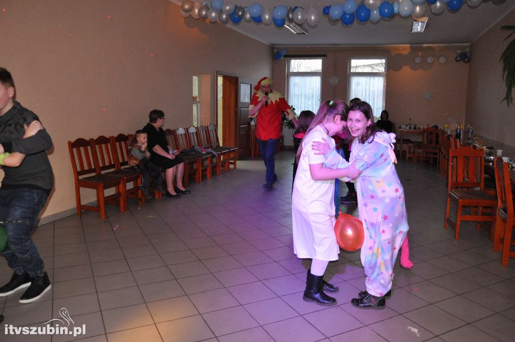 Bal karnawałowy dla dzieci w świetlicy w Królikowie