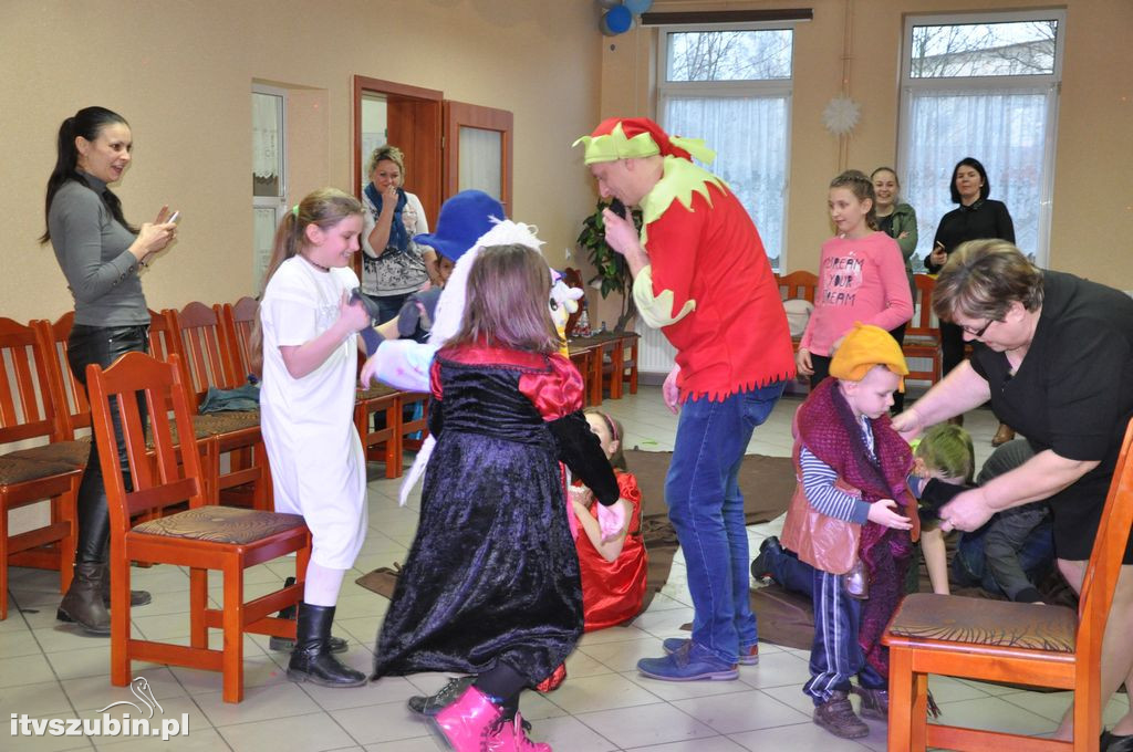 Bal karnawałowy dla dzieci w świetlicy w Królikowie