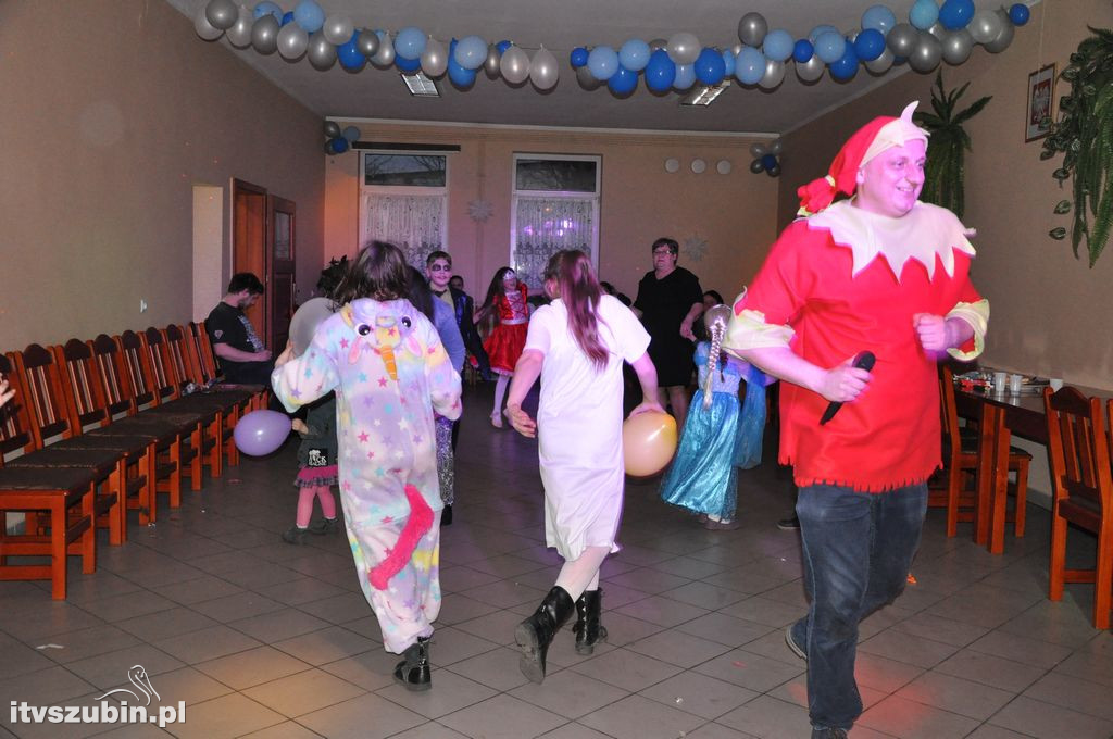 Bal karnawałowy dla dzieci w świetlicy w Królikowie