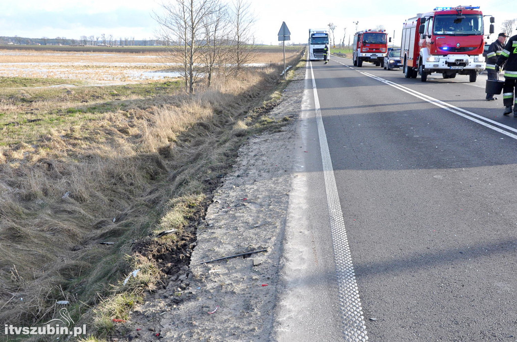 Kolizja dwóch osobówek w Pińsku, DW 247
