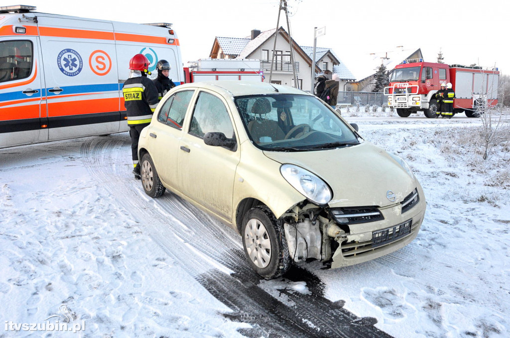 Kolizja trzech pojazdów w Rynarzewie