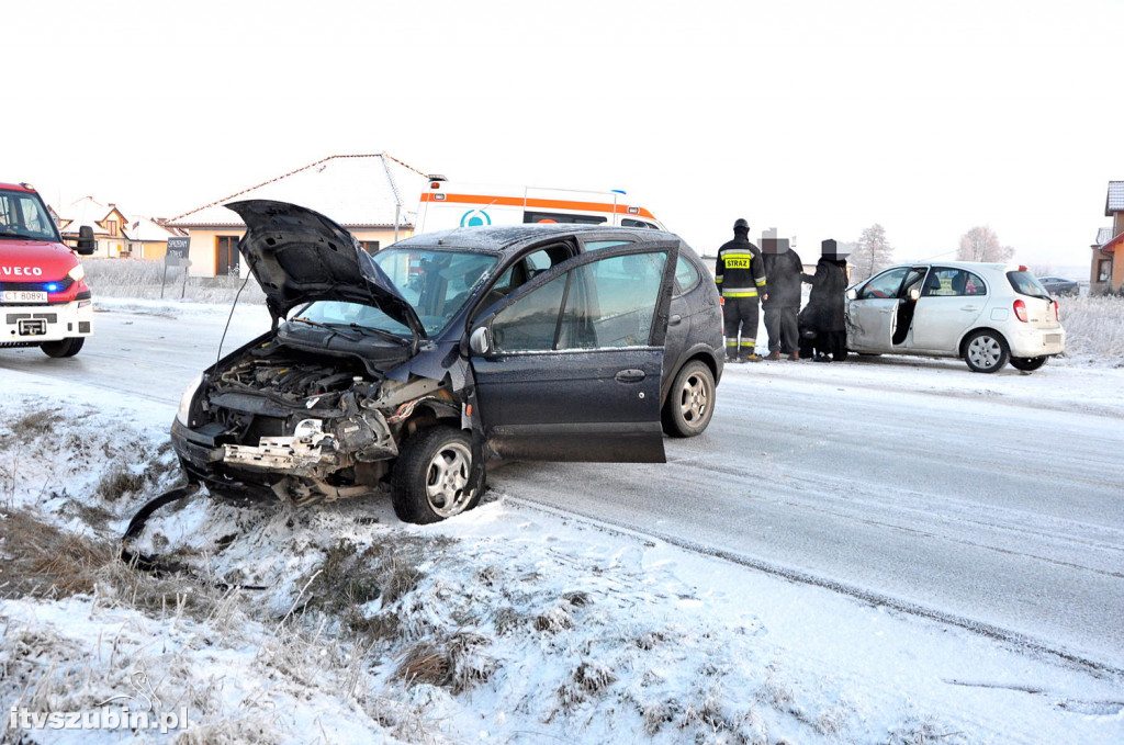 Kolizja trzech pojazdów w Rynarzewie