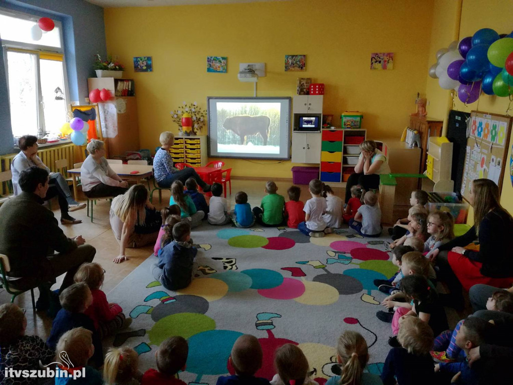 Spotkanie przedszkolaków z leśniczym