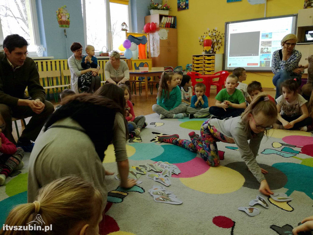Spotkanie przedszkolaków z leśniczym