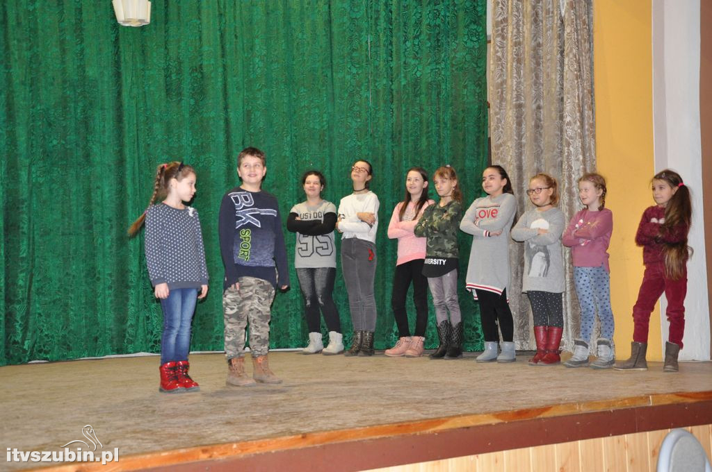 Warsztatów teatralnych z Dawidem Kartaszewiczem