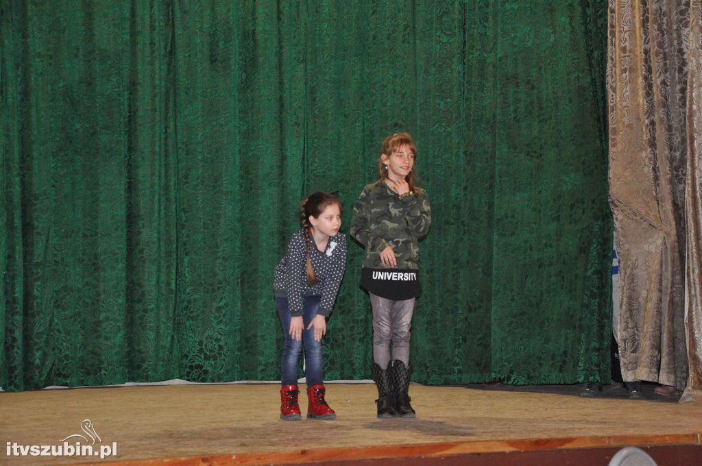 Warsztatów teatralnych z Dawidem Kartaszewiczem