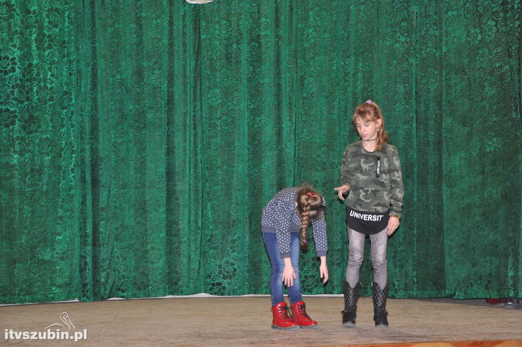 Warsztatów teatralnych z Dawidem Kartaszewiczem
