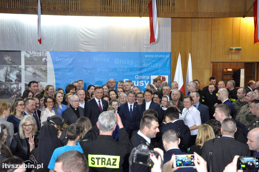 Prezydent RP Andrzej Duda spotkał się z wolontariuszami