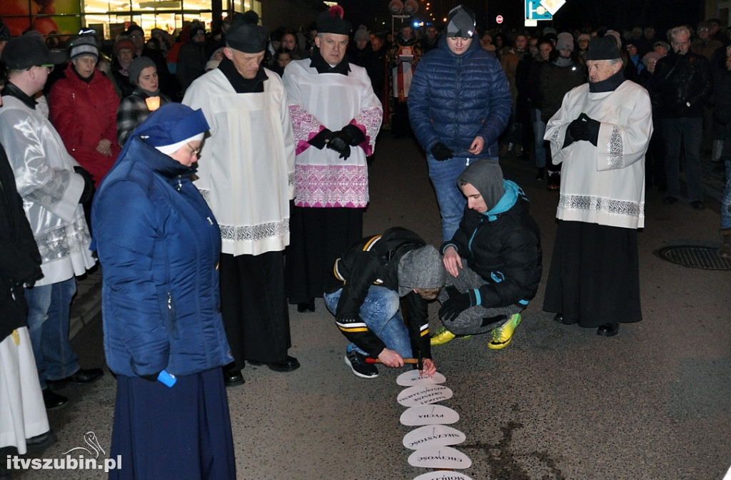Droga Krzyżowa i Ekstremala Droga Krzyżowa