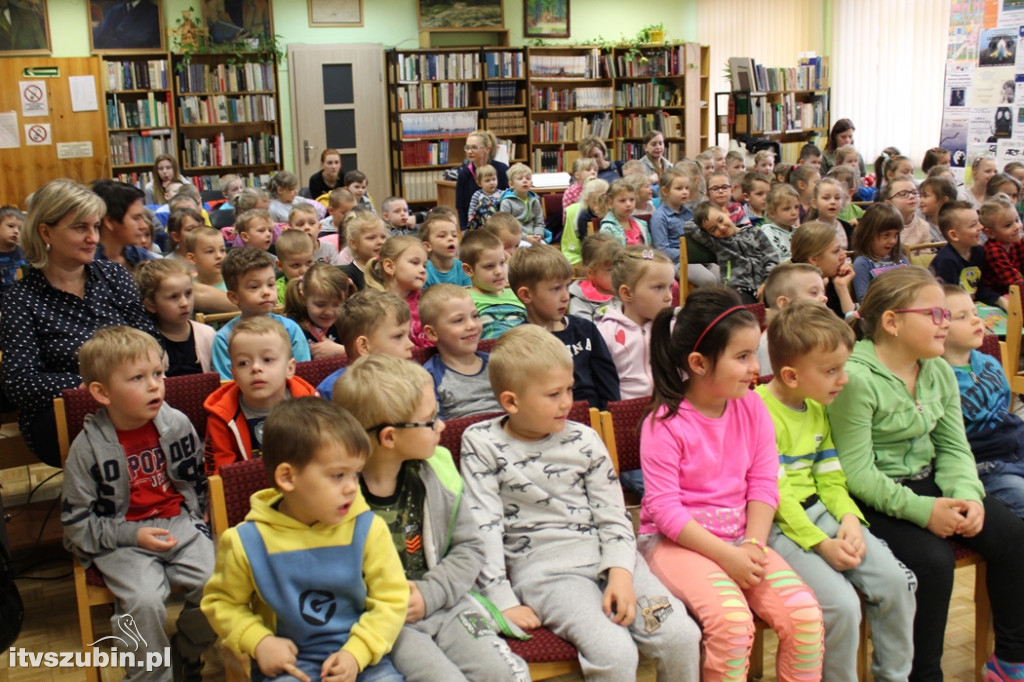 Magiczna godzina w szubińskiej bibliotece