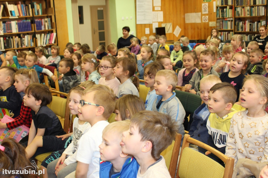 Magiczna godzina w szubińskiej bibliotece