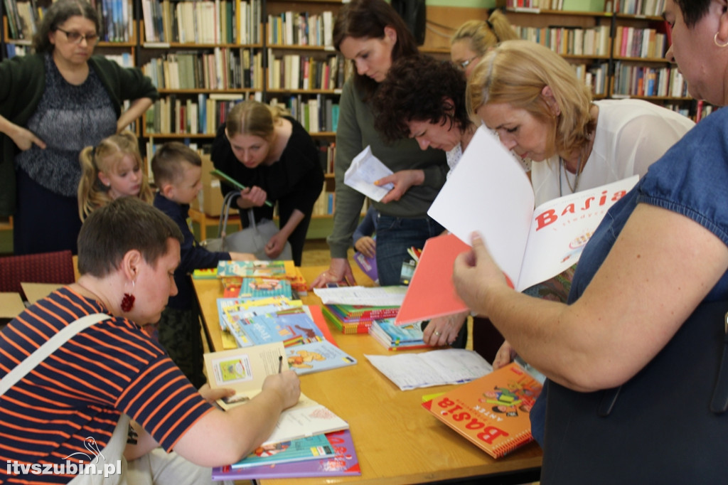 Magiczna godzina w szubińskiej bibliotece