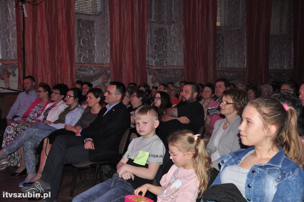 Pierwszy Festiwal Lekkiego Absurdu Szufla