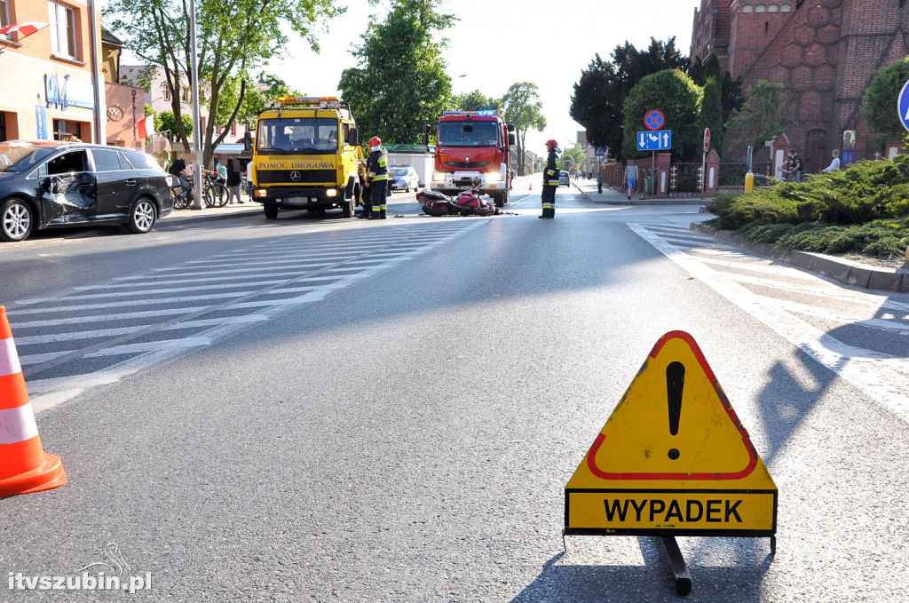 Wypadek motocyklisty w centrum Szubina