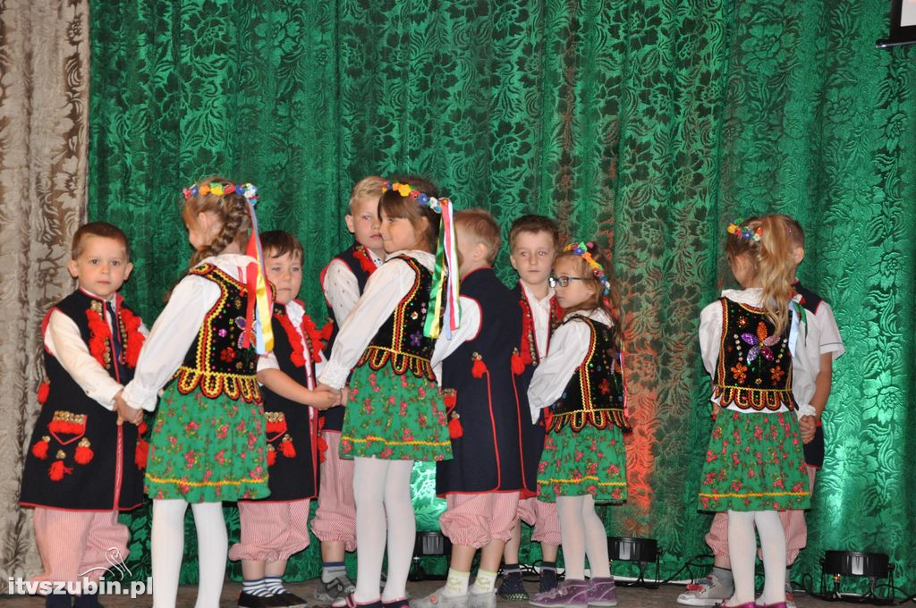 Tanecznym krokiem przez Polskę