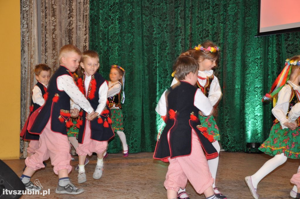 Tanecznym krokiem przez Polskę