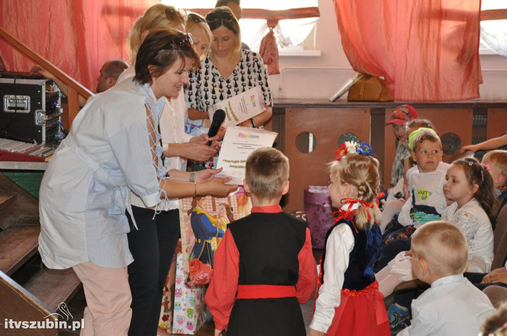 Tanecznym krokiem przez Polskę