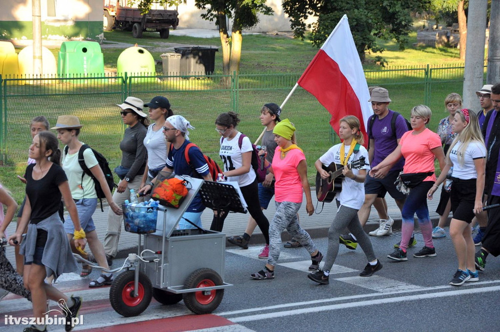 Pielgrzymi wyruszyli w dalszą drogę