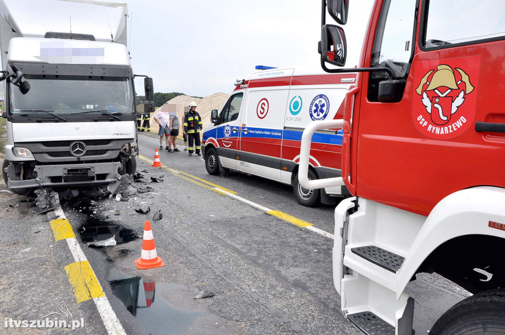 Kolizja osobówki z dostawczakiem w Szkocji