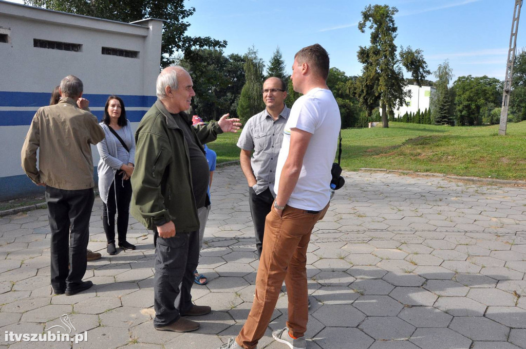 Poszukiwali tuneli na terenie obozu w Szubinie