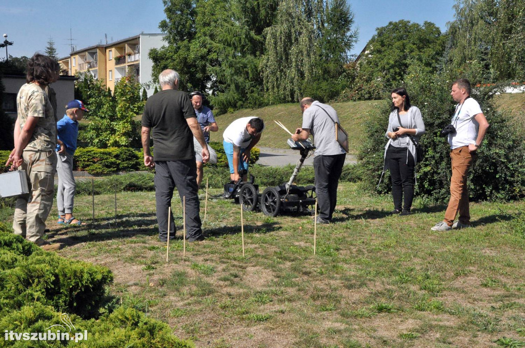 Poszukiwali tuneli na terenie obozu w Szubinie