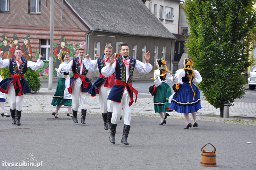 Tańczyli na szubińskim Rynku