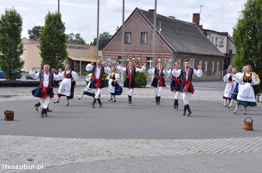 Tańczyli na szubińskim Rynku