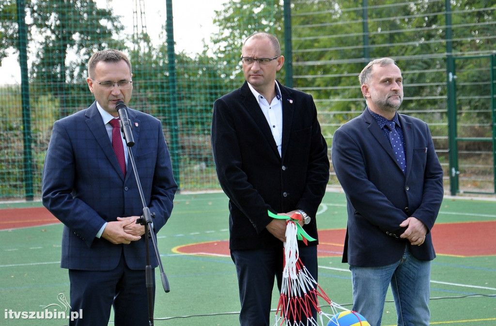 Otwarcie boiska w Królikowie