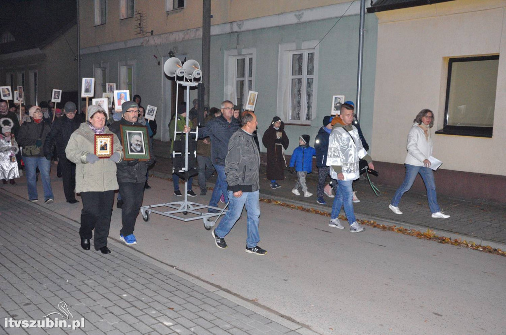 Korowód Świętych w Szubinie