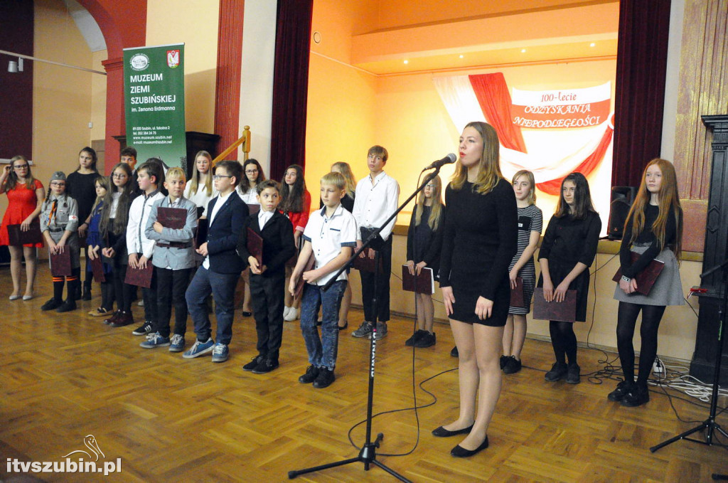 Koncert pt. KOCHAM CIĘ POLSKO, oraz wernisaż wystawy muzealnej