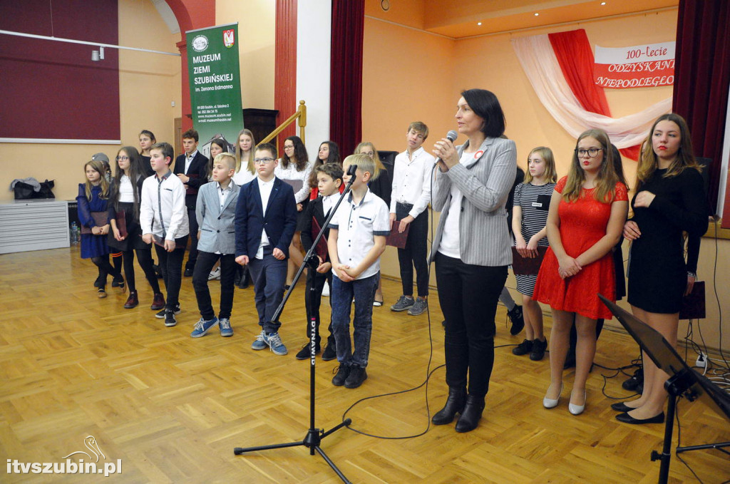 Koncert pt. KOCHAM CIĘ POLSKO, oraz wernisaż wystawy muzealnej