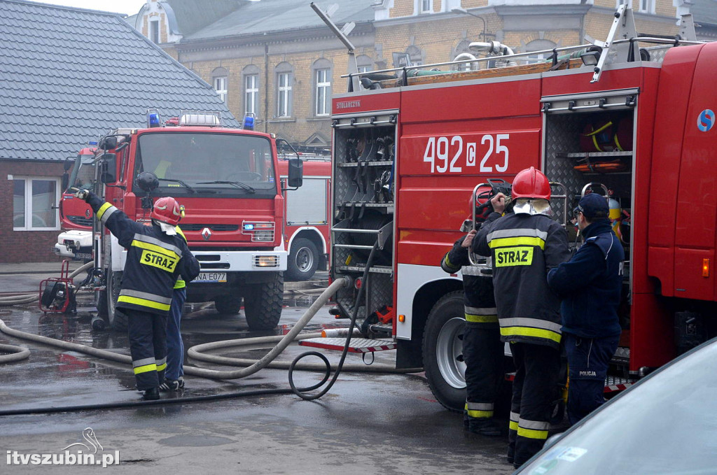 Pożar kamienicy w centrum Rynarzewa