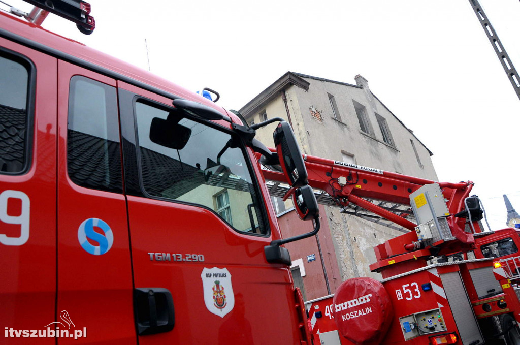 Pożar kamienicy w centrum Rynarzewa