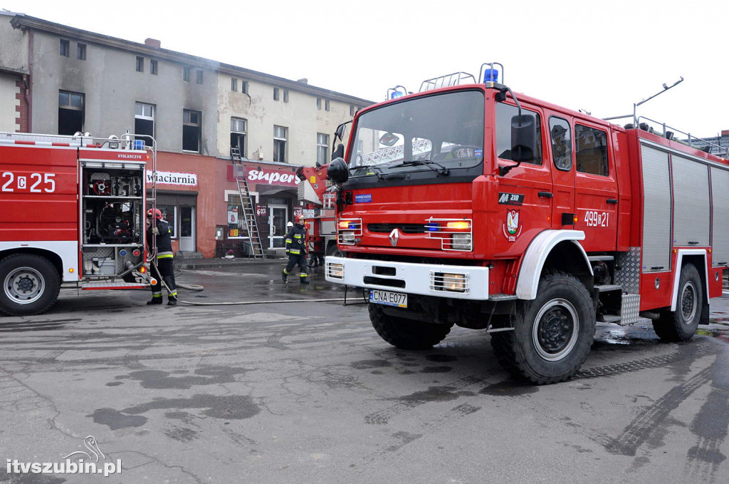 Pożar kamienicy w centrum Rynarzewa