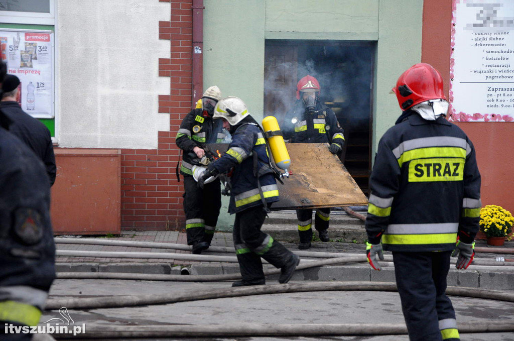 Pożar kamienicy w centrum Rynarzewa