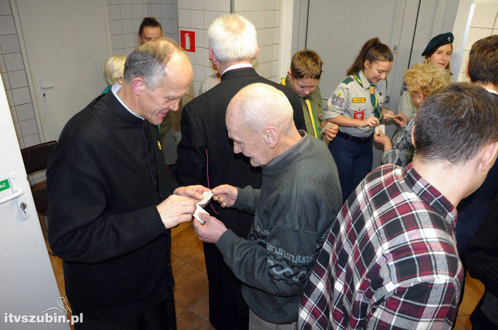 Wigilia dla samotnych i potrzebujący