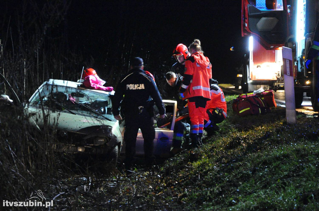 Kierująca renault trafiła do szpital