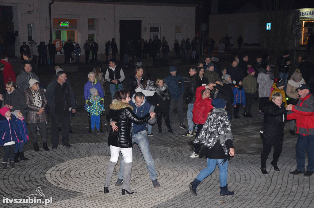 Szubinianie przywitali Nowy Rok 2019 na Rynku