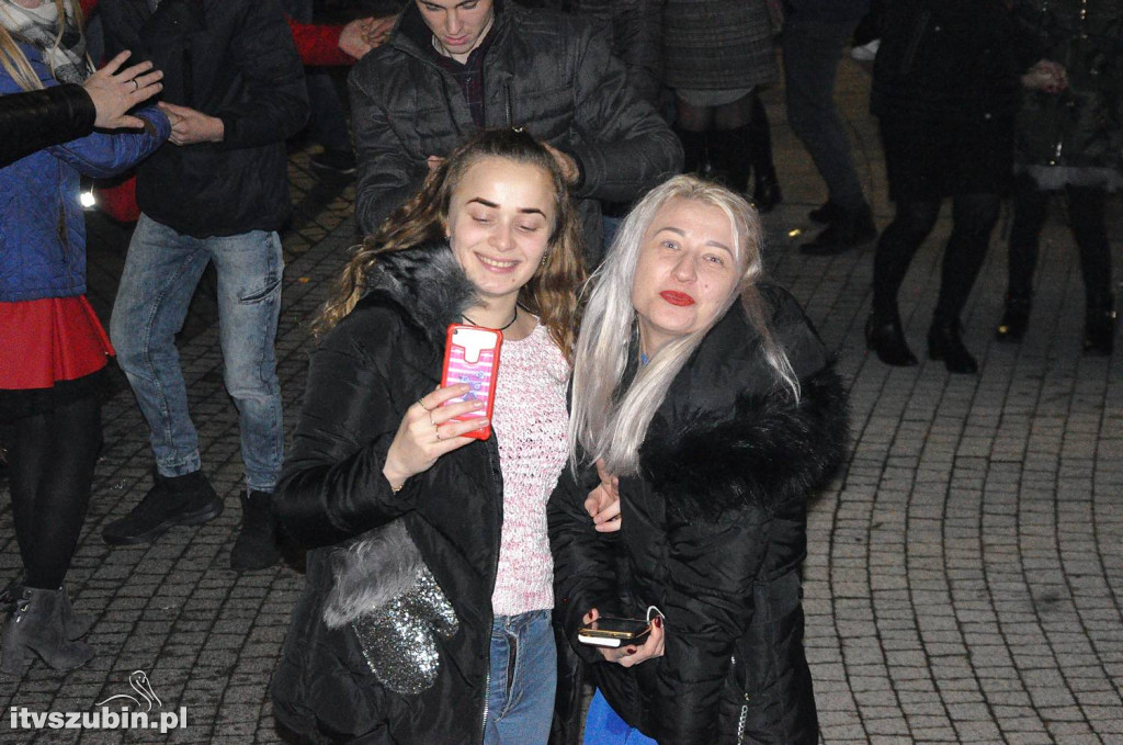 Szubinianie przywitali Nowy Rok 2019 na Rynku