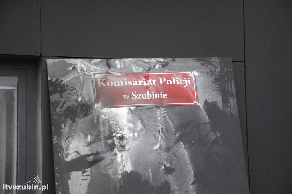 Rzucał koktajlami Mołotowa w komisariat