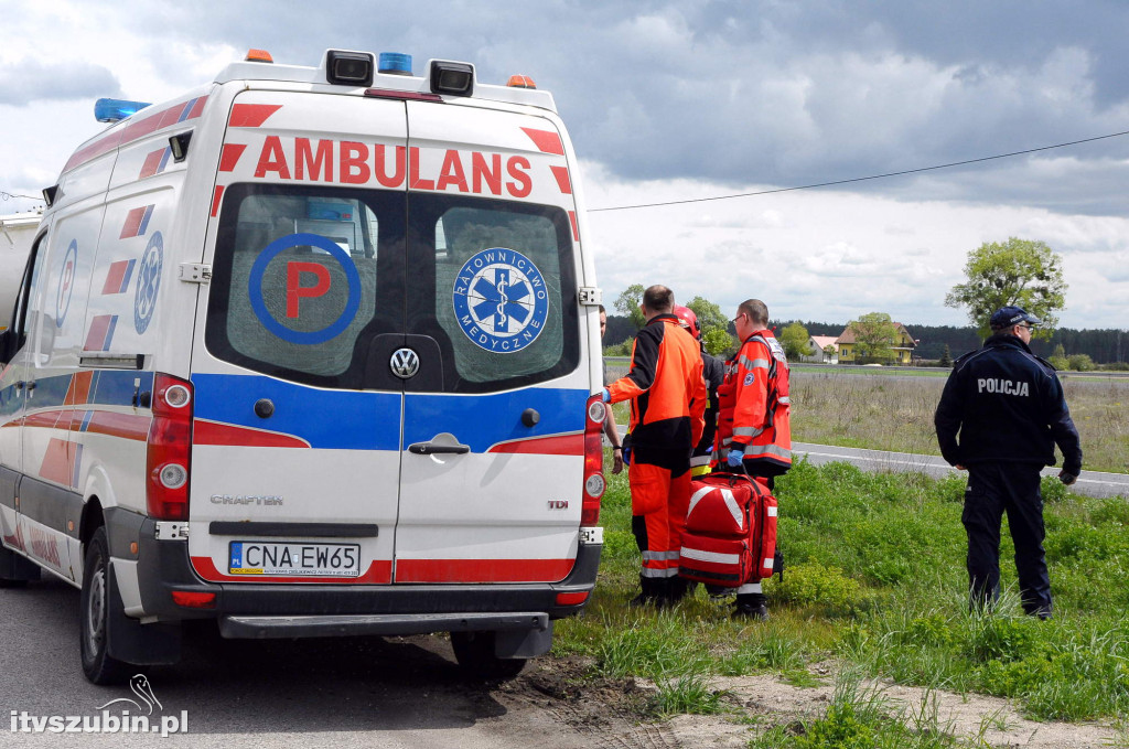 Zderzenie osobówki z cysterną w Smolnikach i pożar w Podlaski