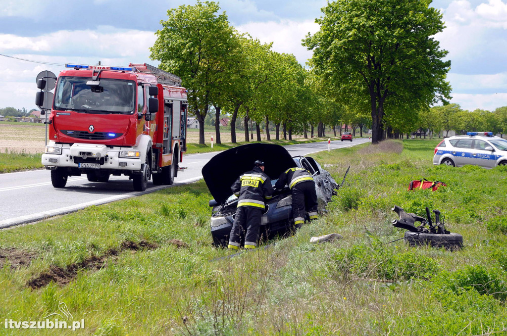 Zderzenie osobówki z cysterną w Smolnikach i pożar w Podlaski