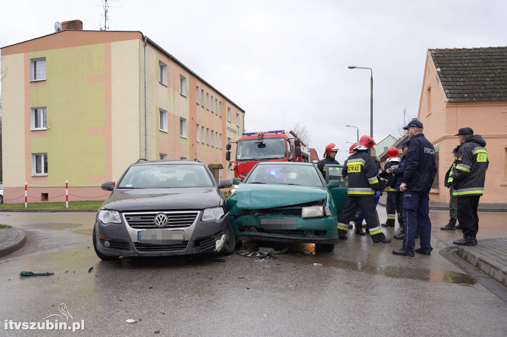 Kierująca seatem nie ustąpiła pierwszeństwa przejazdu