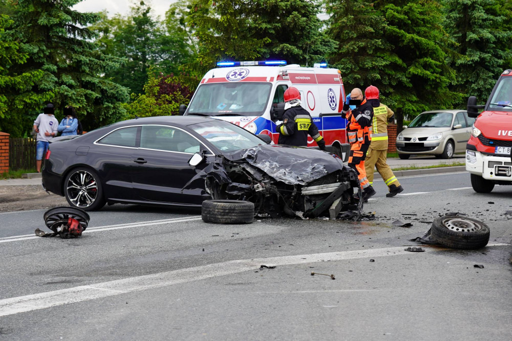 Wypadek trzech pojazdów na rogatkach Szubina