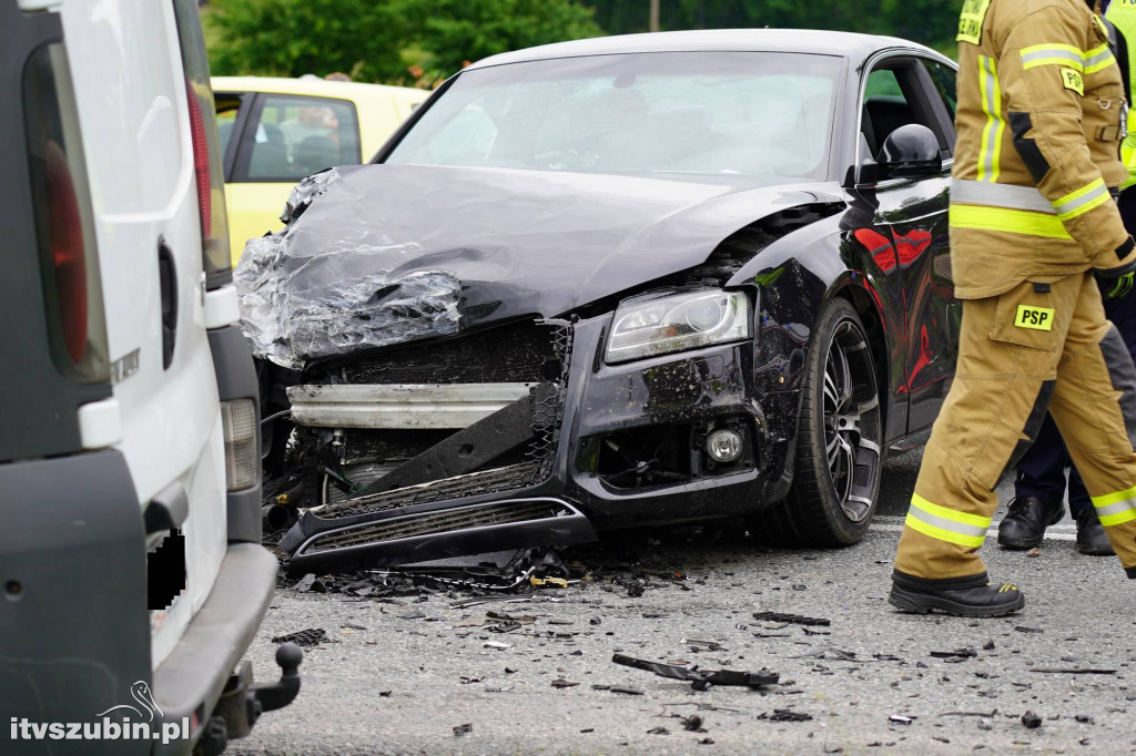 Wypadek trzech pojazdów na rogatkach Szubina
