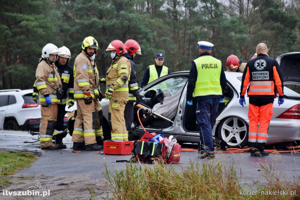 Zderzenie dwóch samochodów w Gorzeniu. Trzy osoby w szpitalu