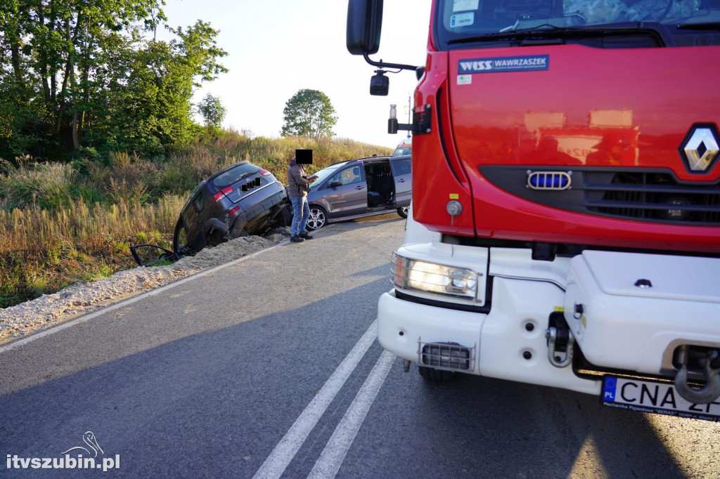 Wypadek drogowy z udziałem 4. osobówek