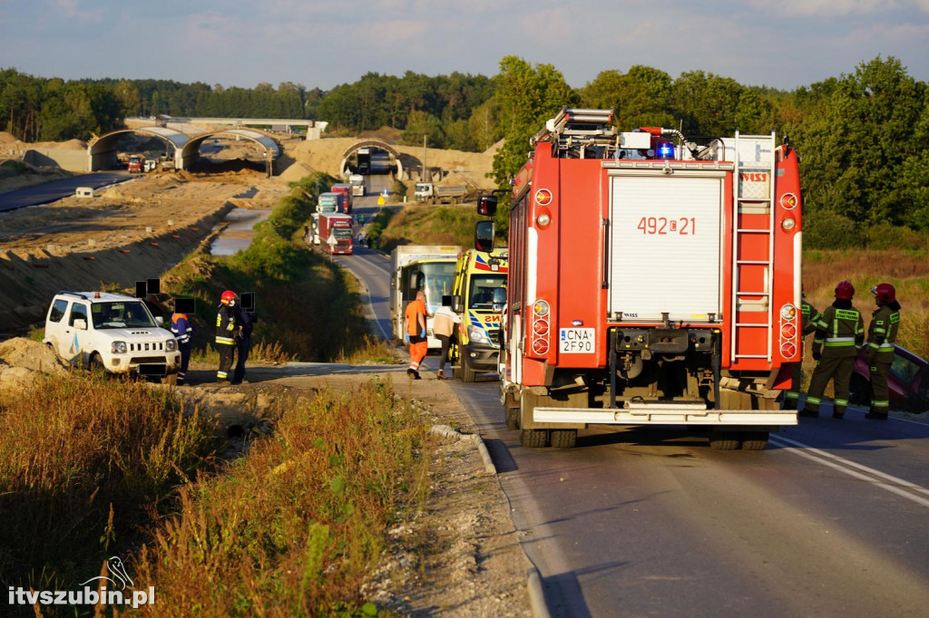 Wypadek drogowy z udziałem 4. osobówek