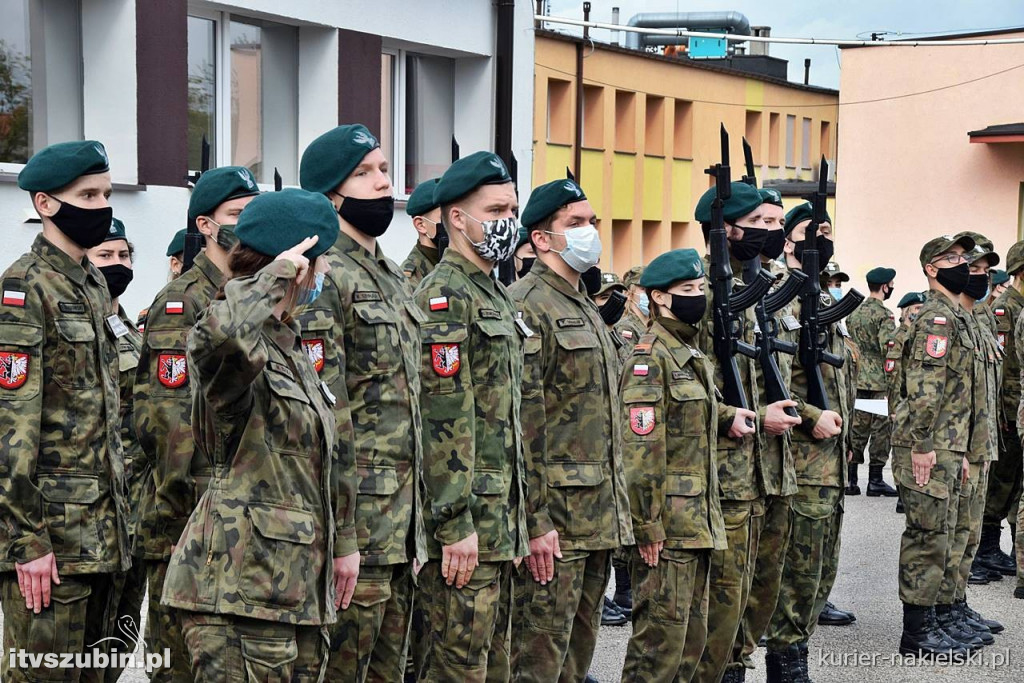 Ślubowanie i przysięga I klasy Technikum Zespołu Szkół w Szubinie